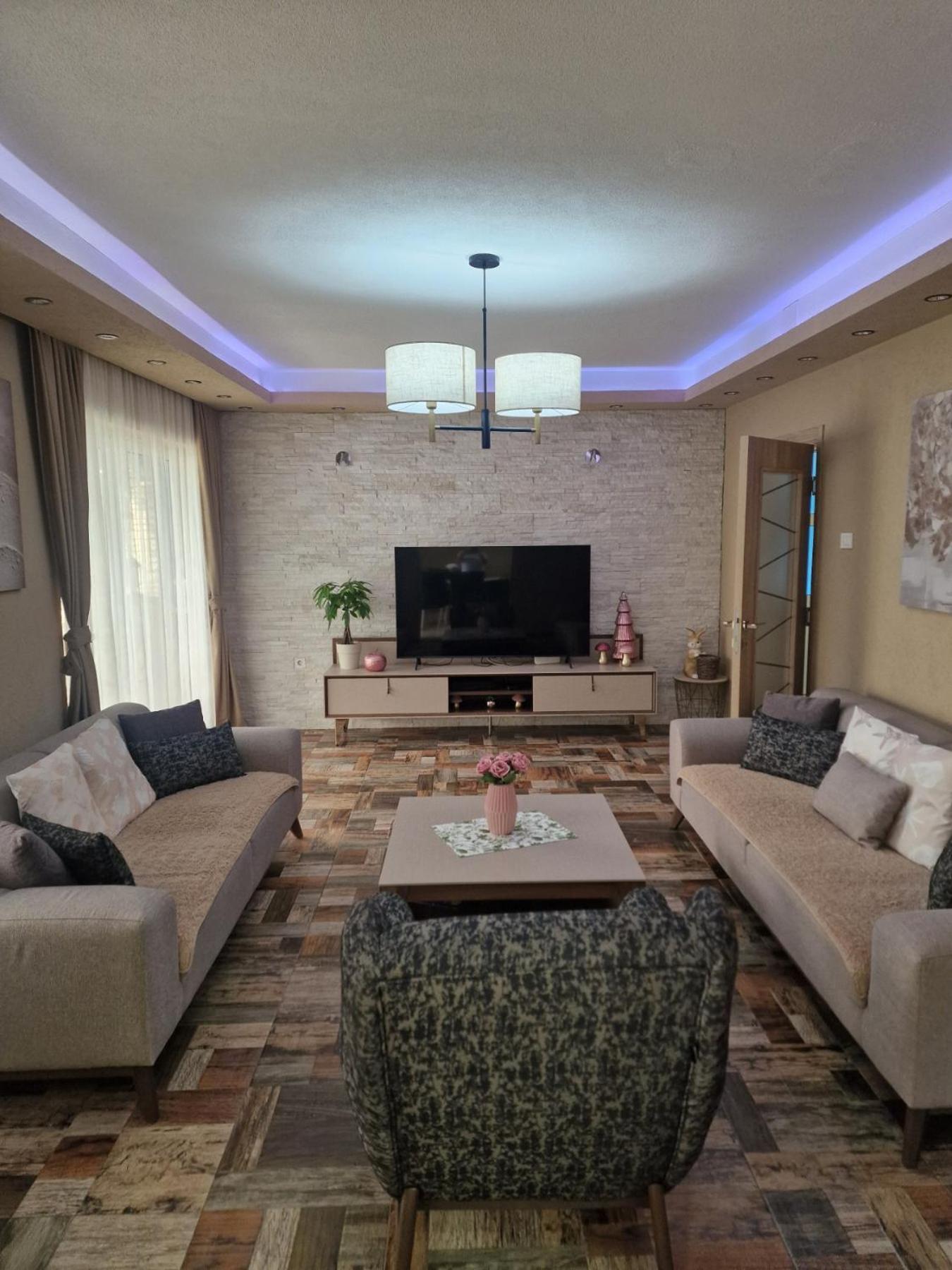 Sun Rays Apartment Котор Екстериор снимка